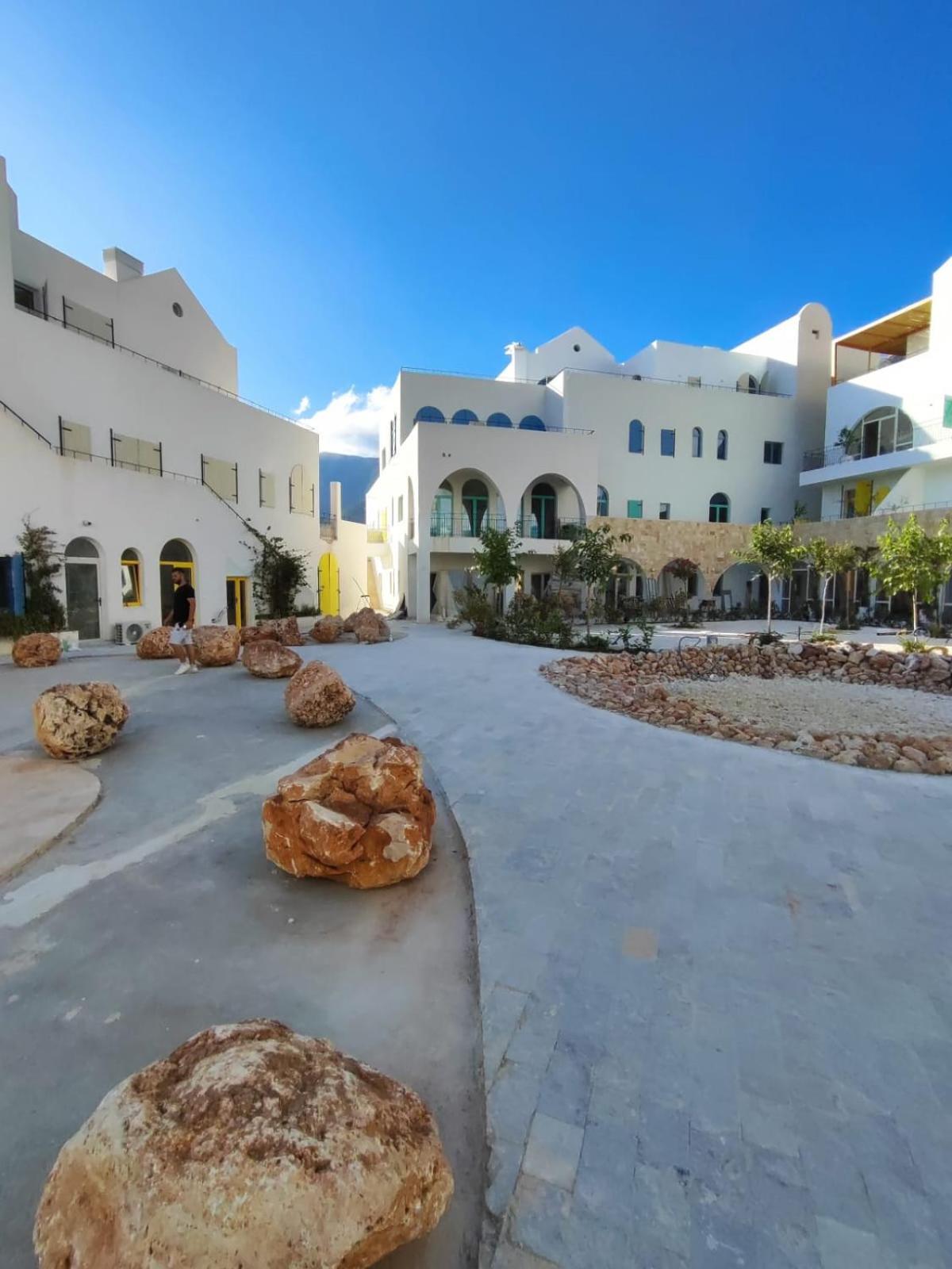 Melina Apartahotel Dhërmi